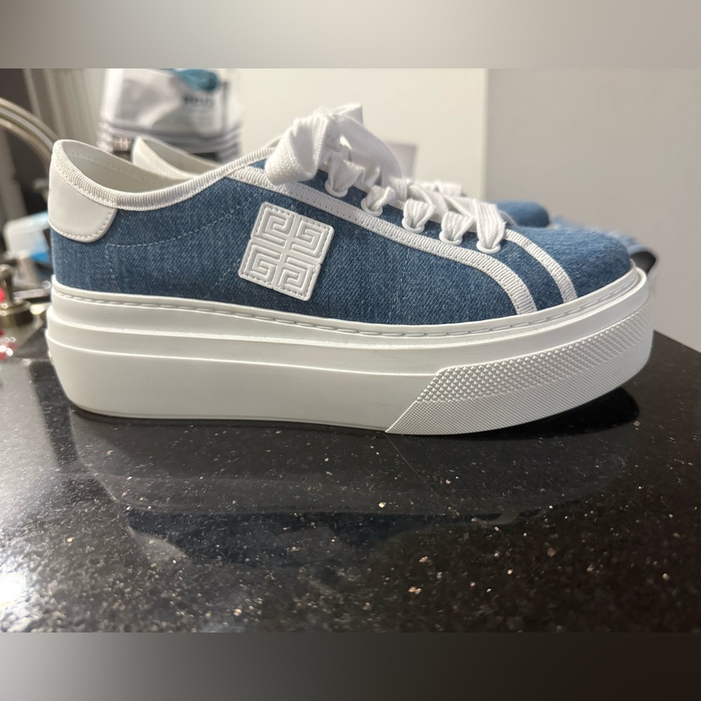 Givenchy women sneakers